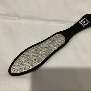 Pro black bear foot, pedicure file